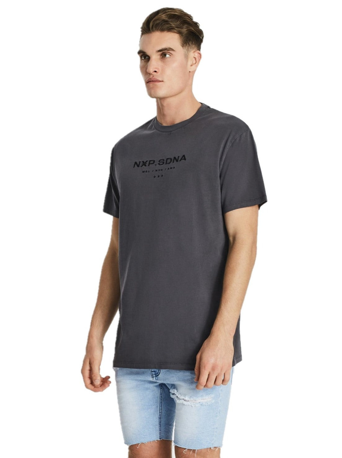 Nena And Pasadena - Valiant Relaxed Tee - Pigment Asphalt